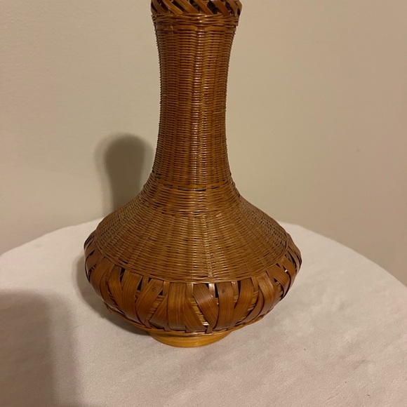 Chinese Shanghai Woven Brown Wicker Vase Decor Hand Crafted Collectible Vintage - Picture 2 of 6